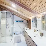 Apartamento Chez Gredia By Interhome