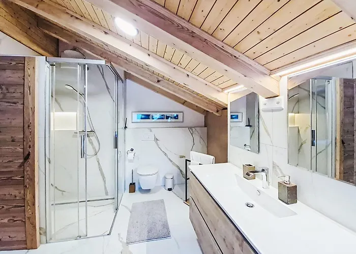 公寓 Chez Gredia By Interhome